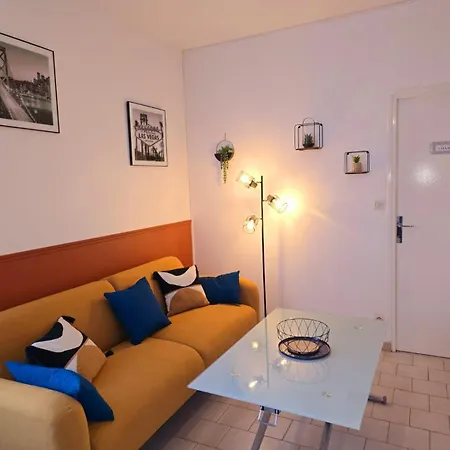 La Petite Corderie Calme, Parking Gratuit Apartment Blois Exterior photo